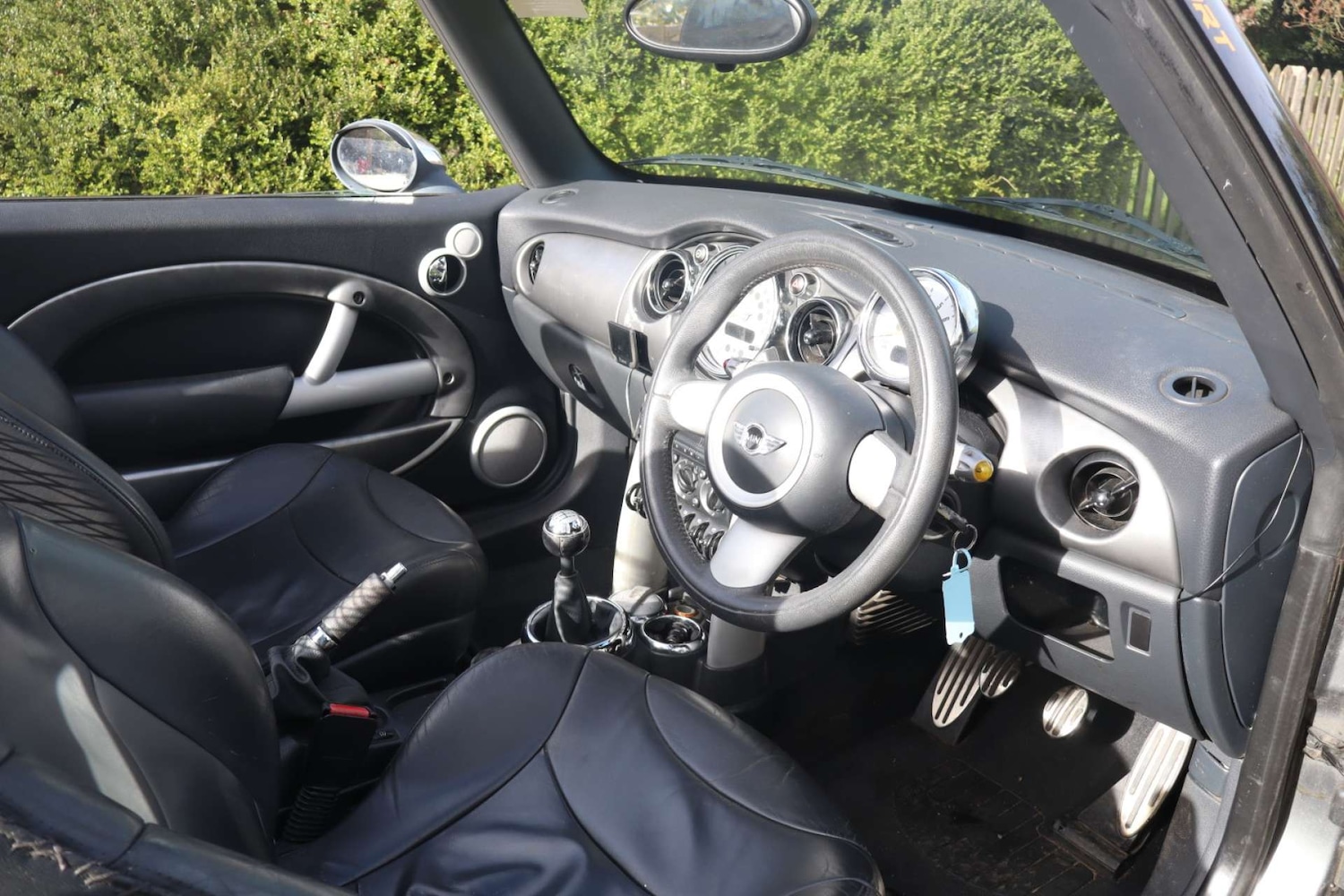 Used MINI Convertible 2008 for sale - 78031070: Photo 15