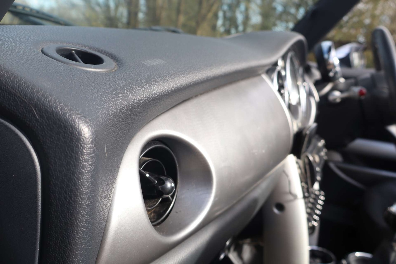 Used MINI Convertible 2008 for sale - 78031070: Photo 29