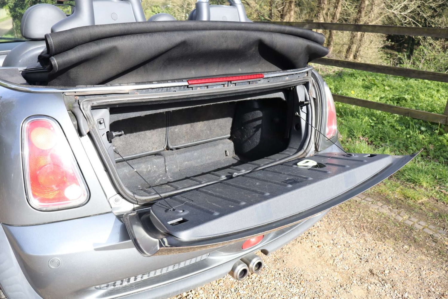 Used MINI Convertible 2008 for sale - 78031070: Photo 48