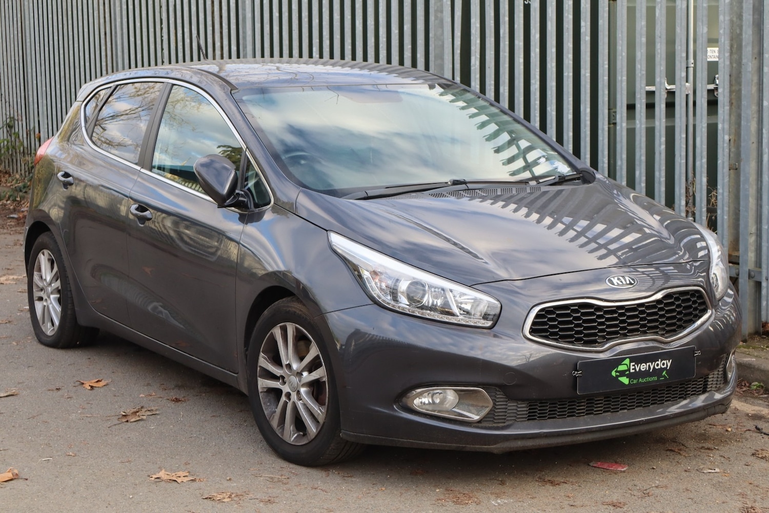 Used Kia Ceed 2014 for sale - 76624813: Photo 4