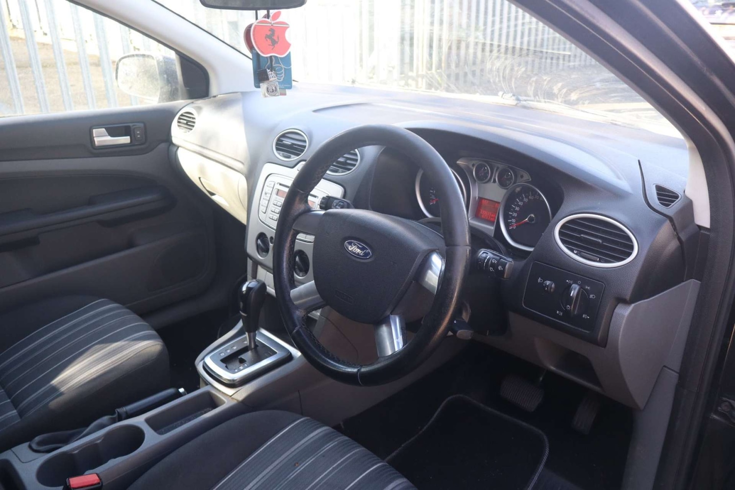 Used Ford Focus 2008 for sale - 78223459: Photo 8