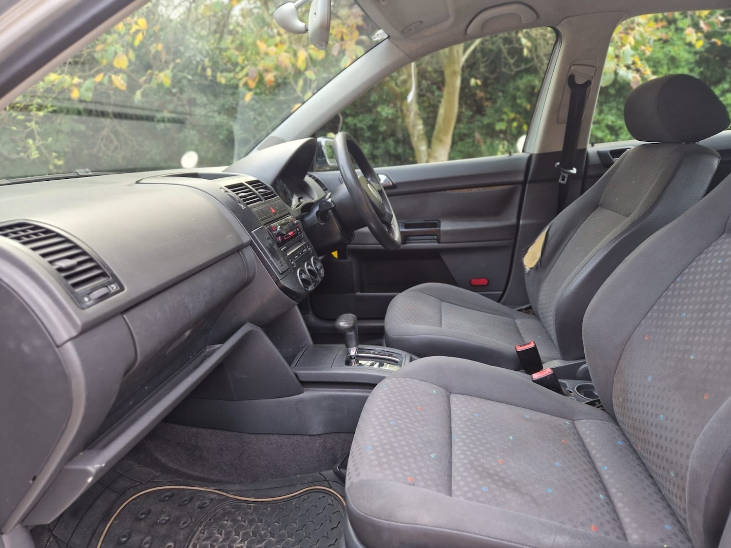 Used Volkswagen Polo 2003 for sale - 76340680: Photo 15