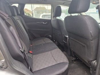 Used Nissan Qashqai 2015 for sale - 76449681: Photo