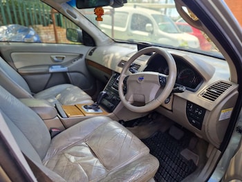 Used Volvo XC90 2003 for sale - 79383192: Photo