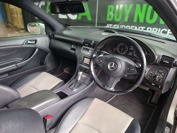 Used Mercedes-Benz CLC Class 2010 for sale - 78858924: Photo