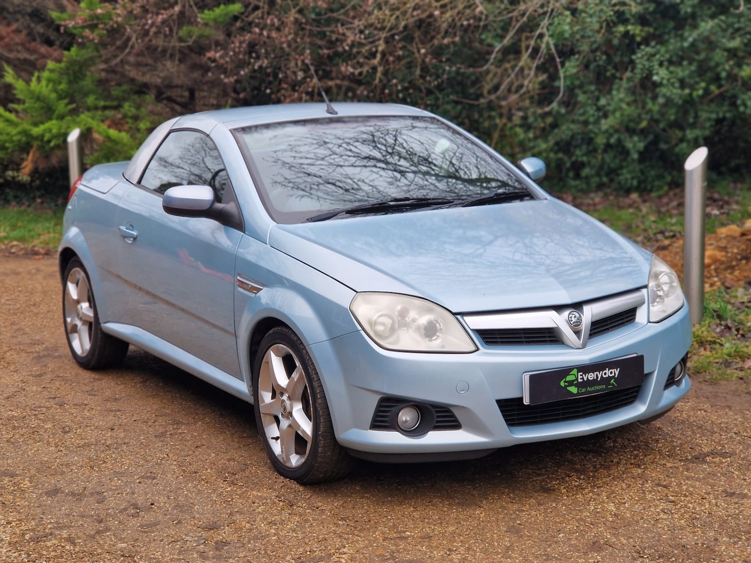 Used Vauxhall Tigra 2008 for sale - 76920185: Photo 2