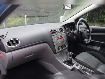 Used Ford Focus 2009 for sale - 77460354: Photo