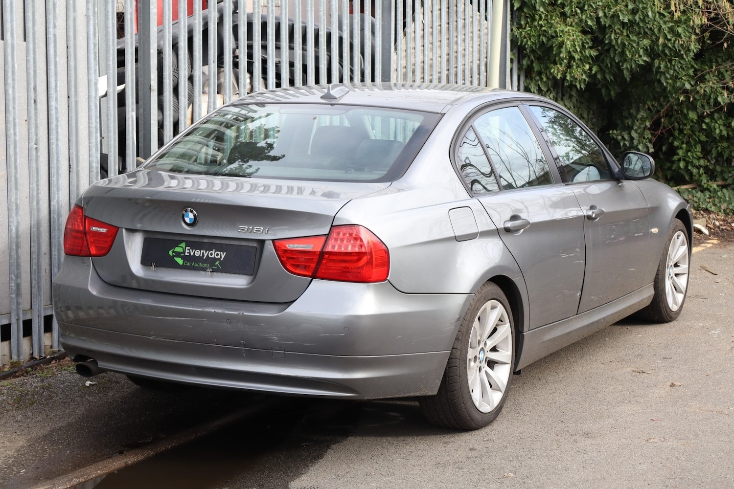 Used BMW 3 Series 2010 for sale - 77640213: Photo 12