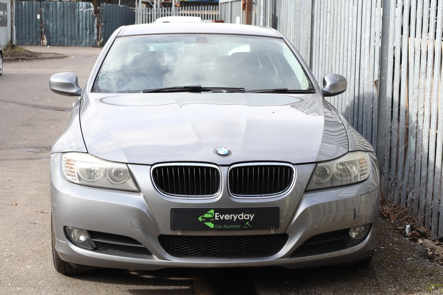 Used BMW 3 Series 2010 for sale - 77640213: Photo 2