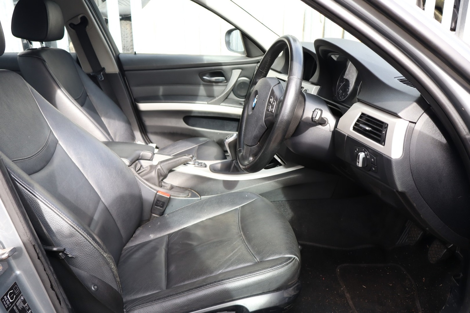 Used BMW 3 Series 2010 for sale - 77640213: Photo 7