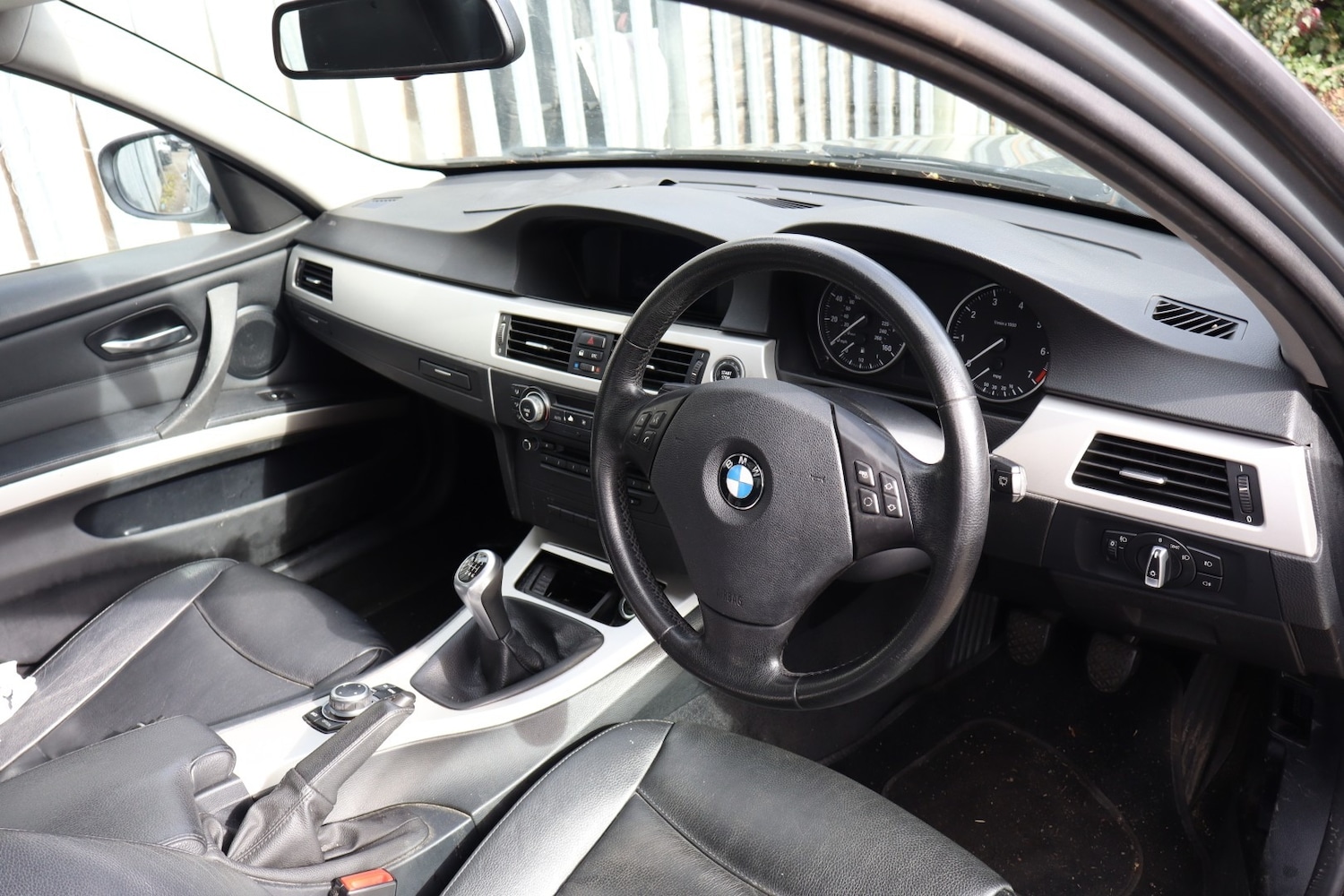 Used BMW 3 Series 2010 for sale - 77640213: Photo 8