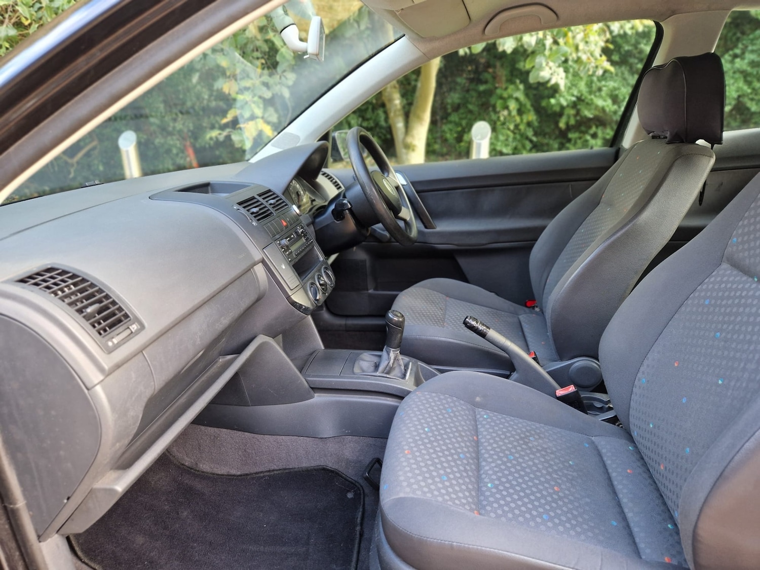 Used Volkswagen Polo 2003 for sale - 76181165: Photo 10