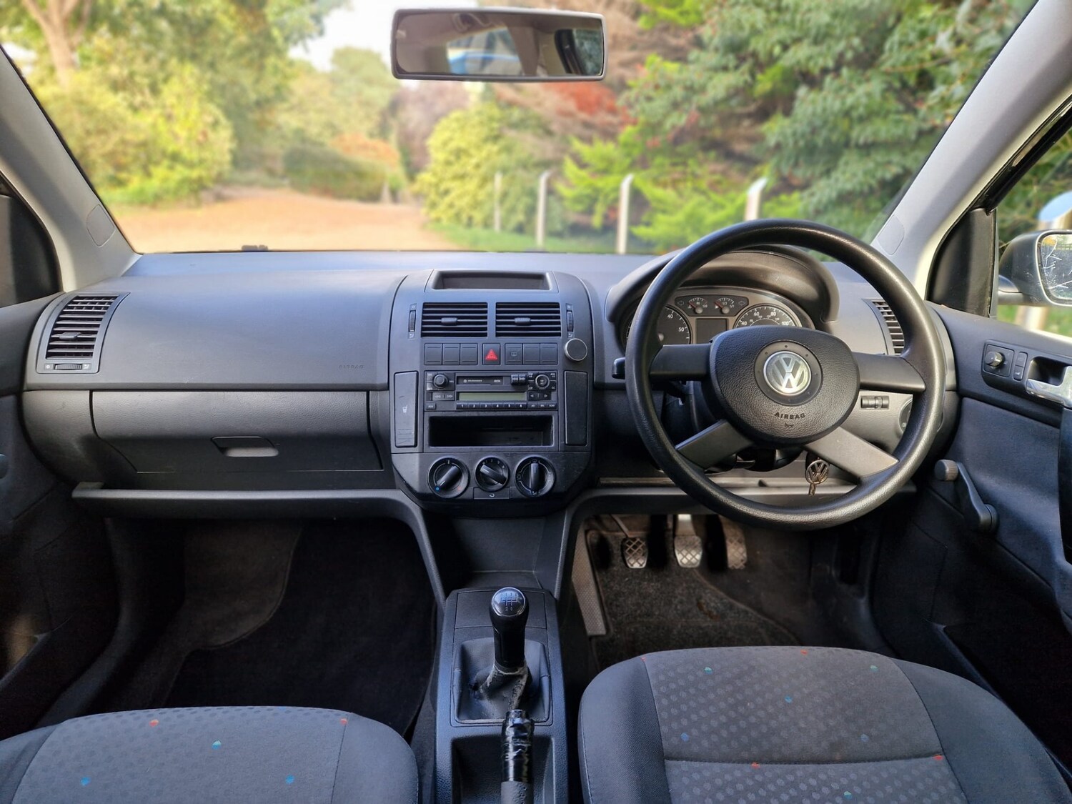 Used Volkswagen Polo 2003 for sale - 76181165: Photo 15