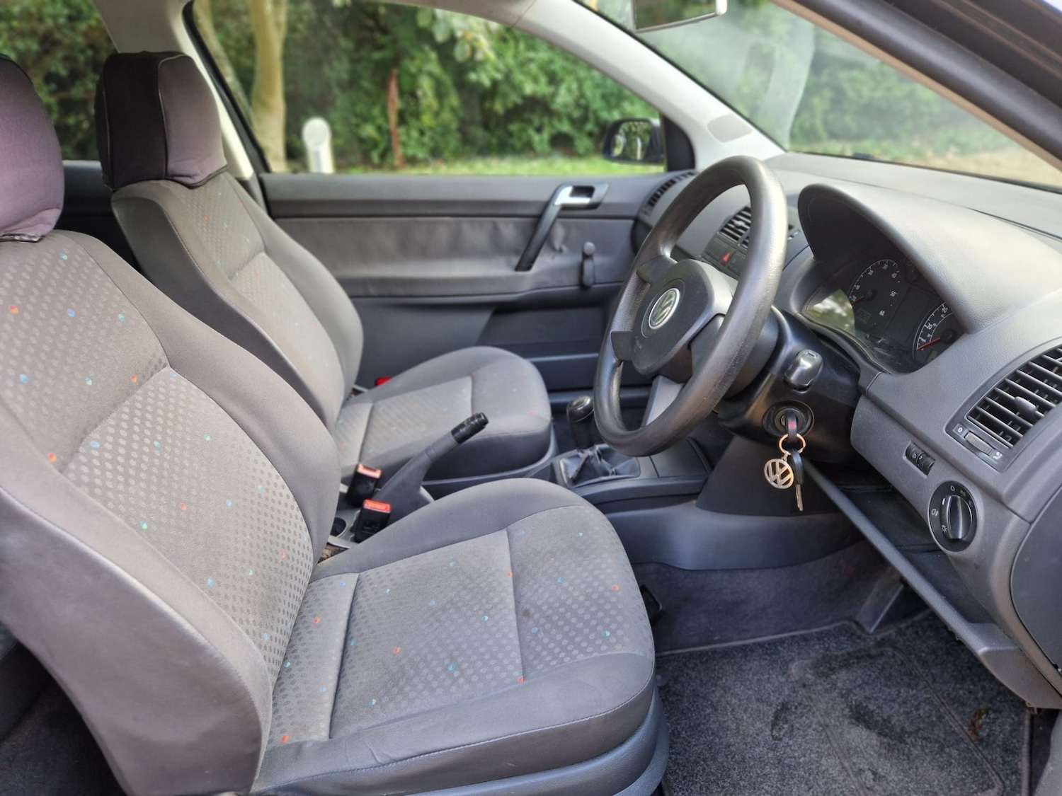 Used Volkswagen Polo 2003 for sale - 76181165: Photo 9