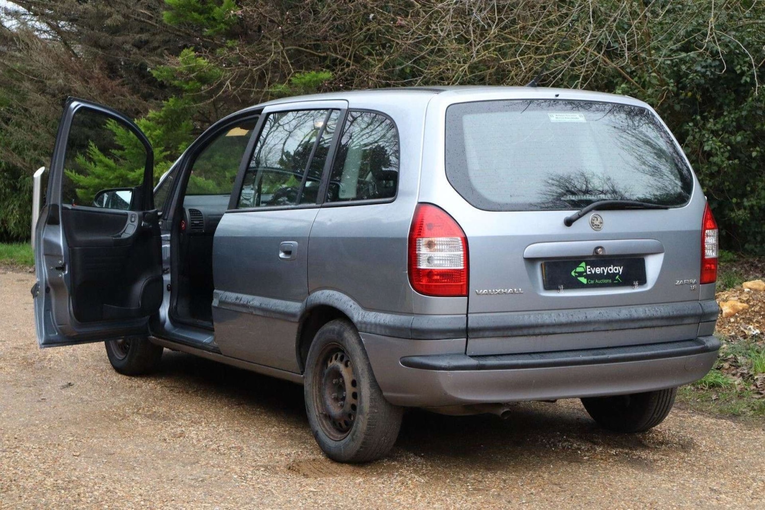 Used Vauxhall Zafira 2004 for sale - 77910136: Photo 11