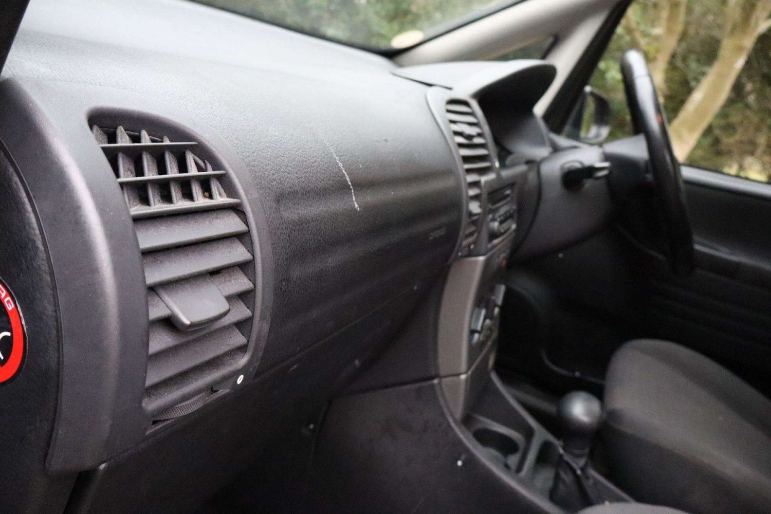 Used Vauxhall Zafira 2004 for sale - 77910136: Photo 14