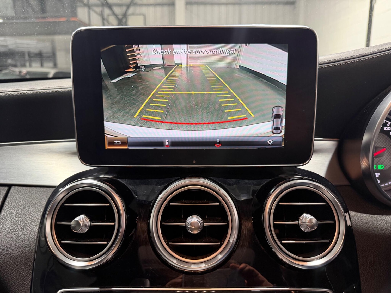 Used Mercedes-Benz C Class 2016 for sale - 77267798: Photo 30