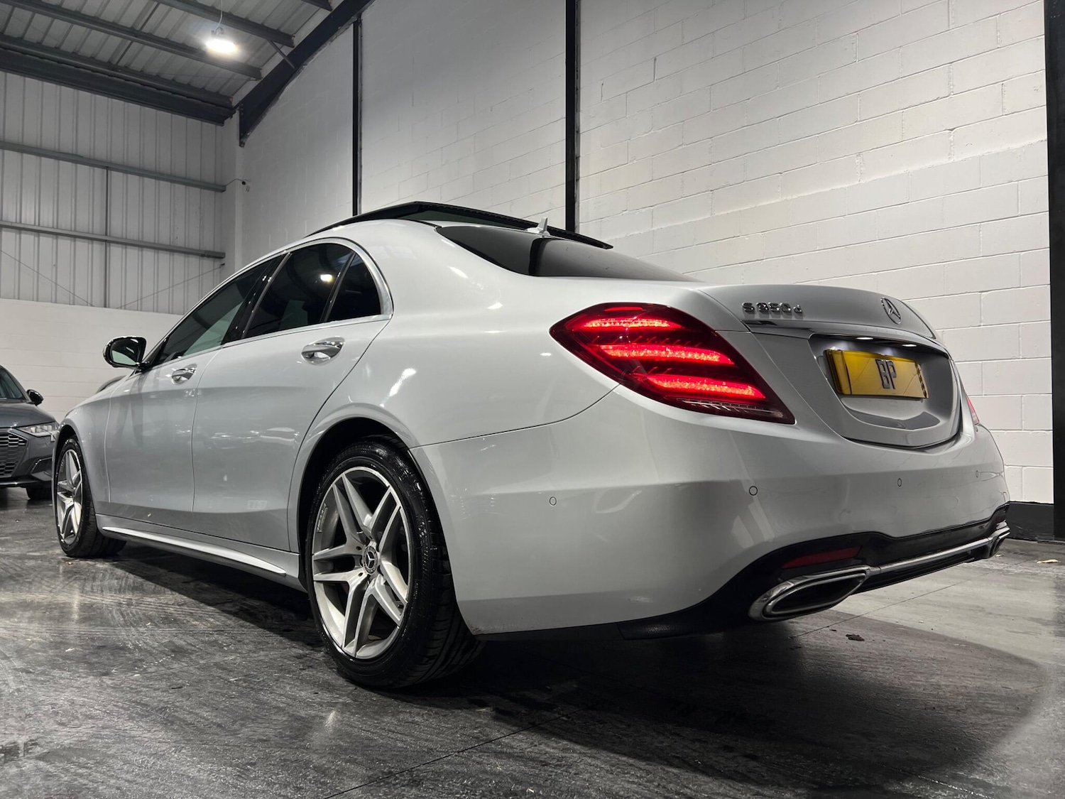 Used Mercedes-Benz S Class 2019 for sale - 76913819: Photo 2