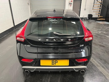 Used Volvo V40 2014 for sale - 75883855: Photo