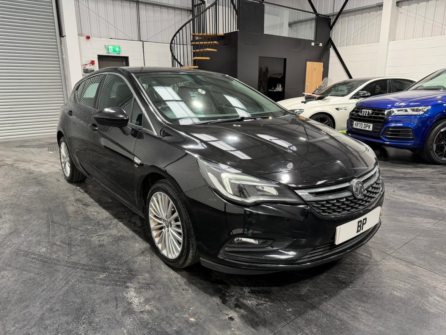 Used Vauxhall Astra for sale - 78148094: Photo 1