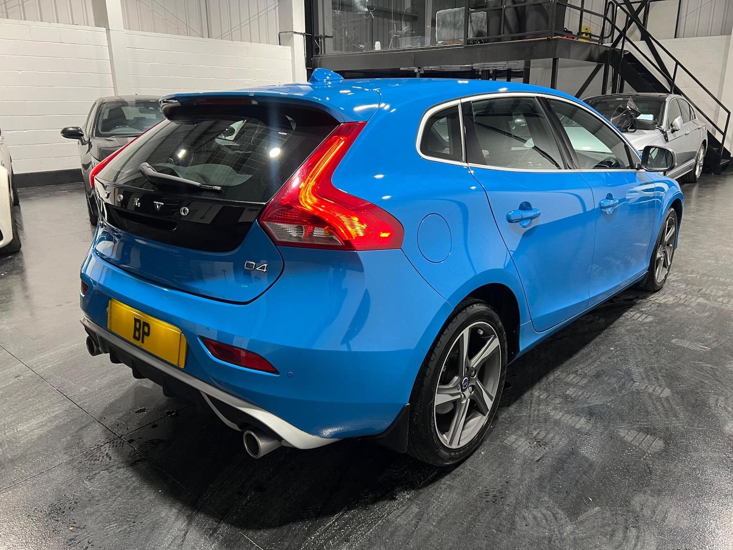 Used Volvo V40 2015 for sale - 76336497: Photo 11