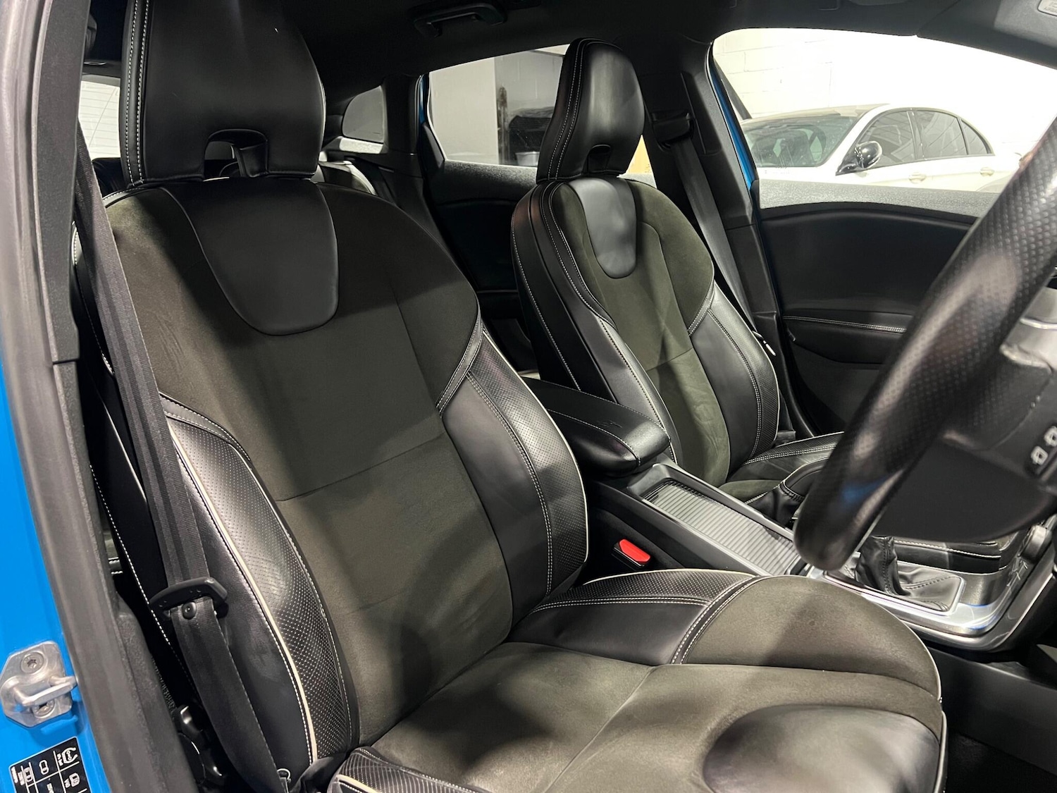Used Volvo V40 2015 for sale - 76336497: Photo 14
