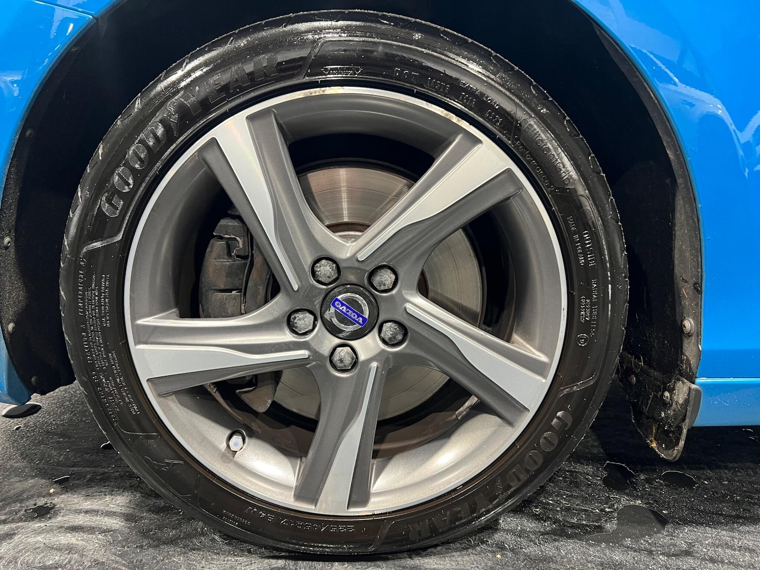 Used Volvo V40 2015 for sale - 76336497: Photo 20