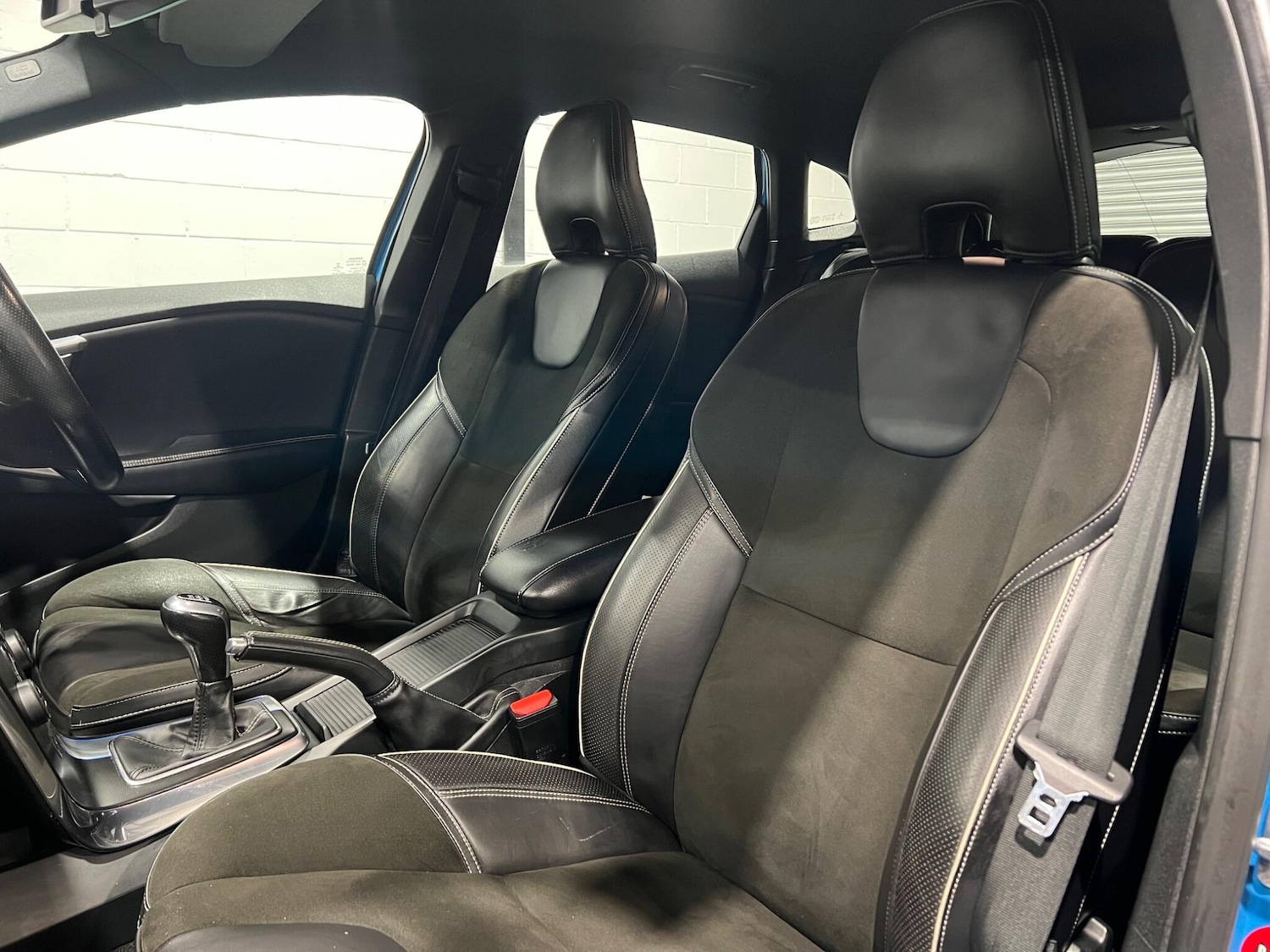 Used Volvo V40 2015 for sale - 76336497: Photo 27