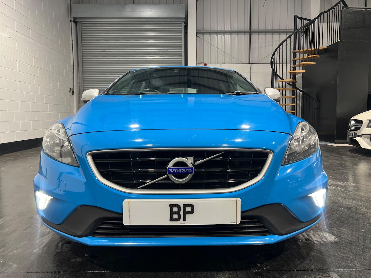 Used Volvo V40 2015 for sale - 76336497: Photo 6