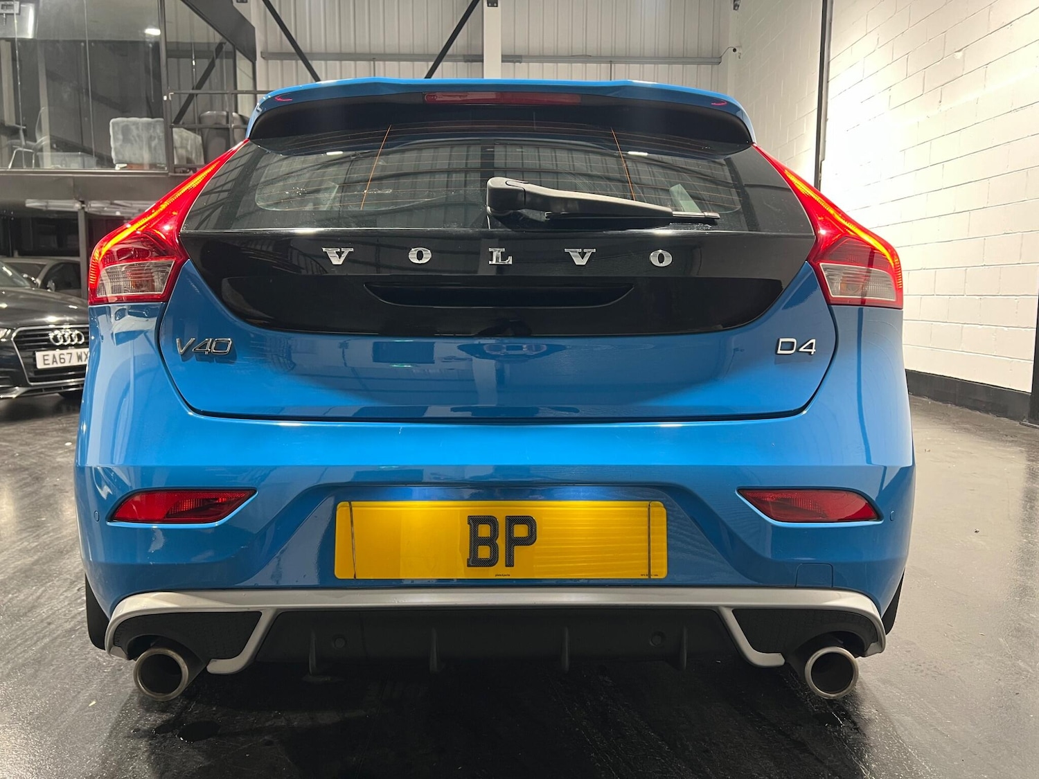 Used Volvo V40 2015 for sale - 76336497: Photo 9