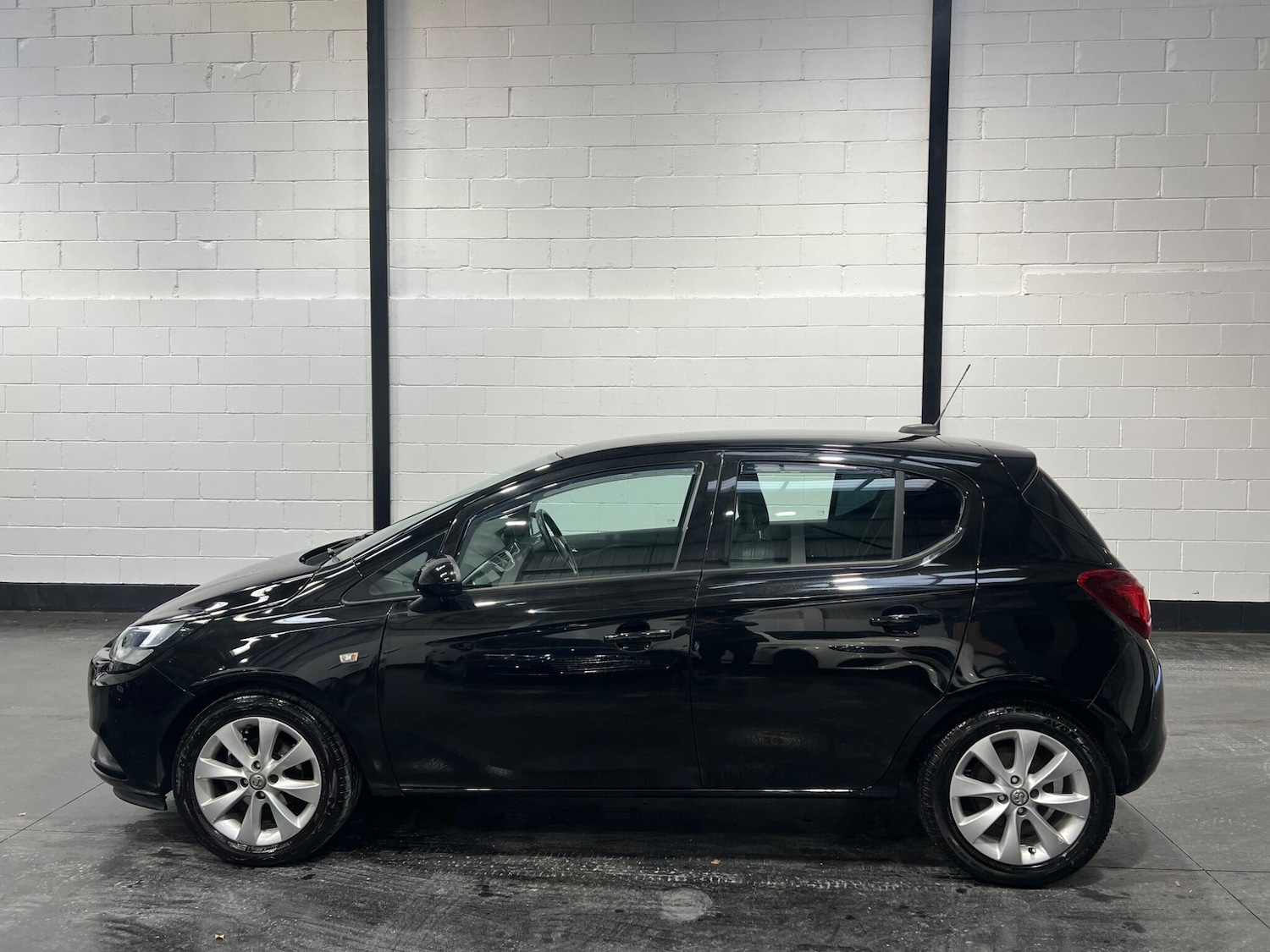 Used Vauxhall Corsa 2018 for sale - 76714824: Photo 9