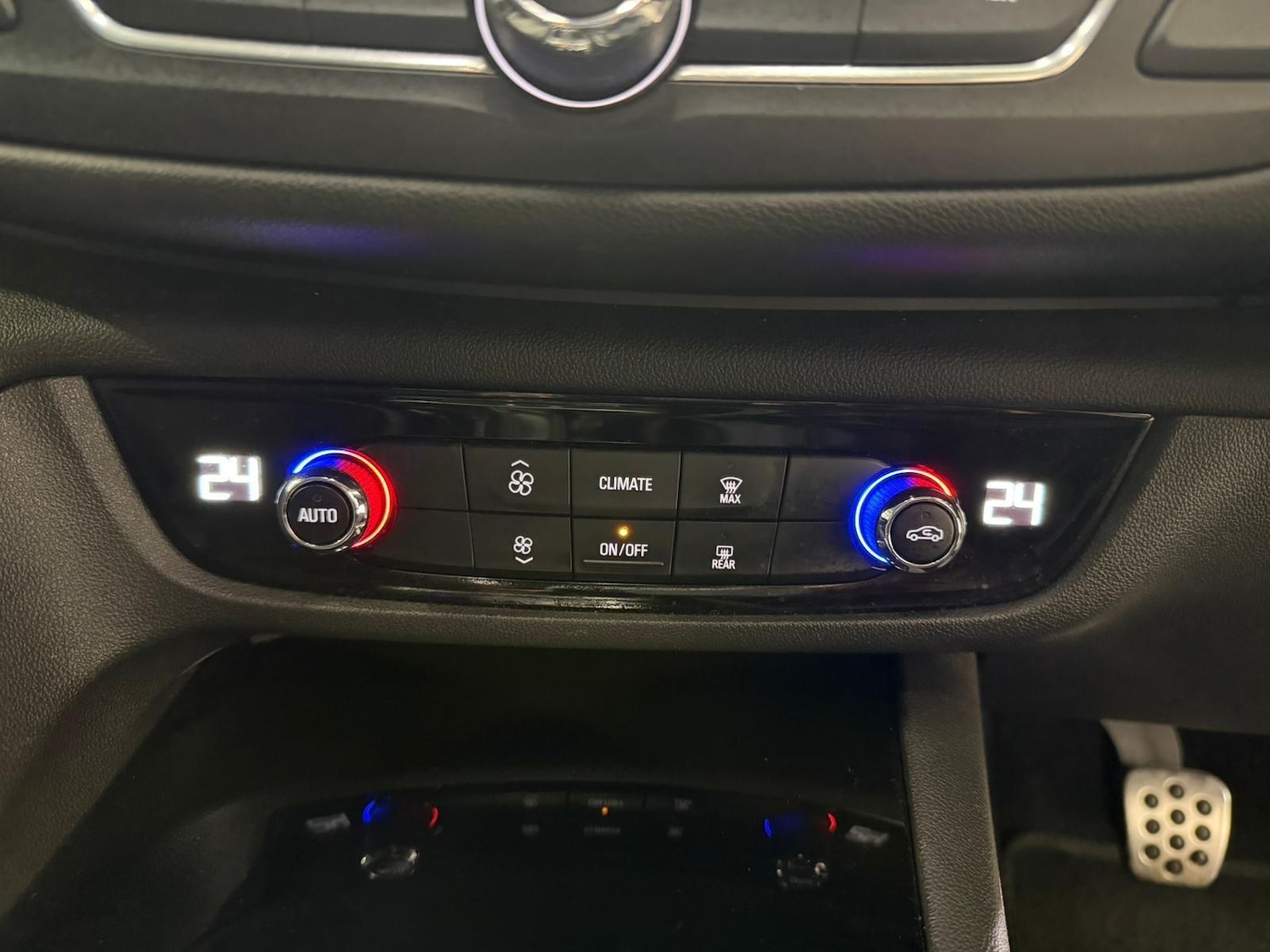 Used Vauxhall Insignia 2017 for sale - 77440065: Photo 20