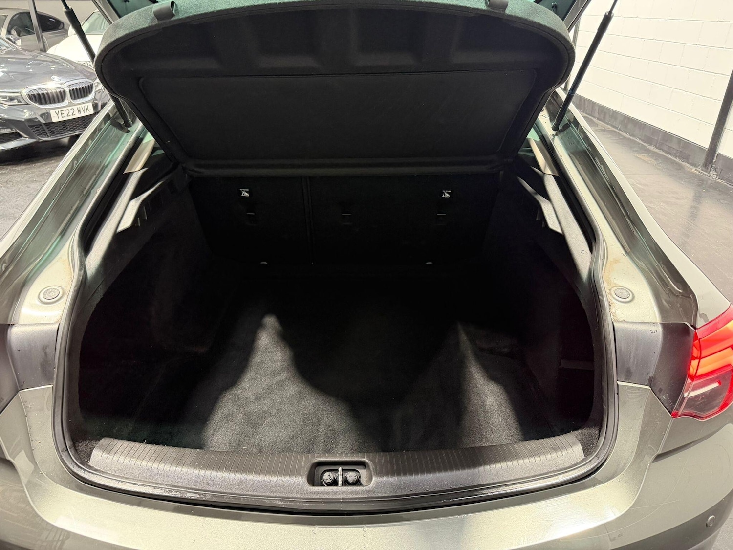 Used Vauxhall Insignia 2017 for sale - 77440065: Photo 31