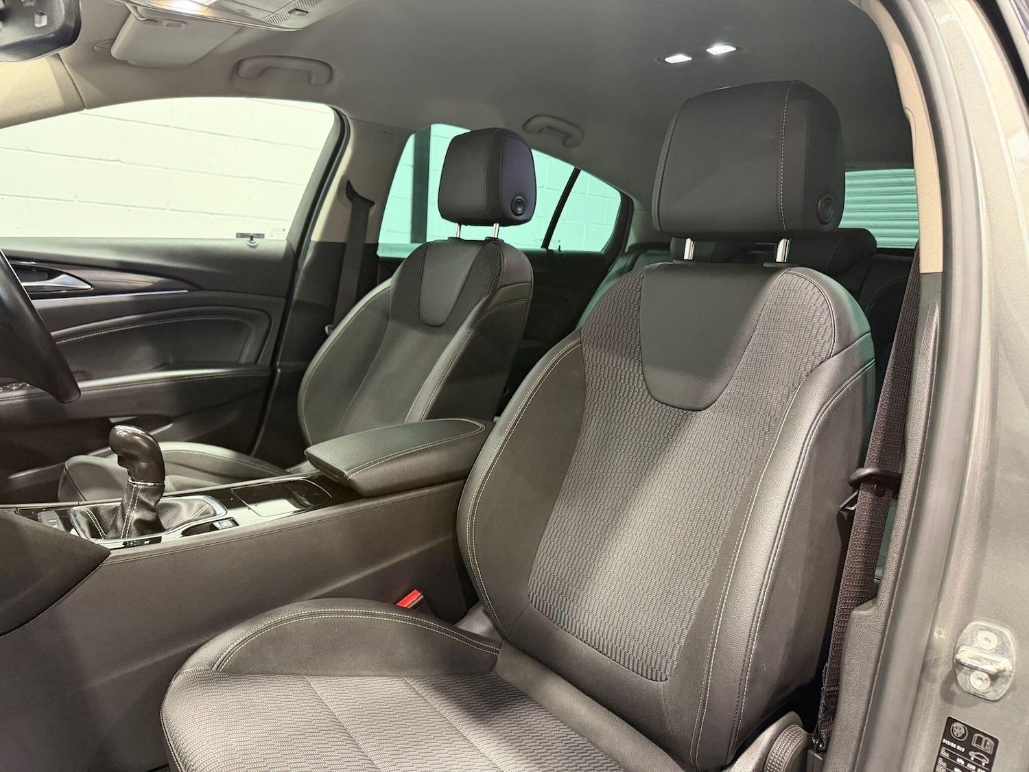 Used Vauxhall Insignia 2017 for sale - 77440065: Photo 33