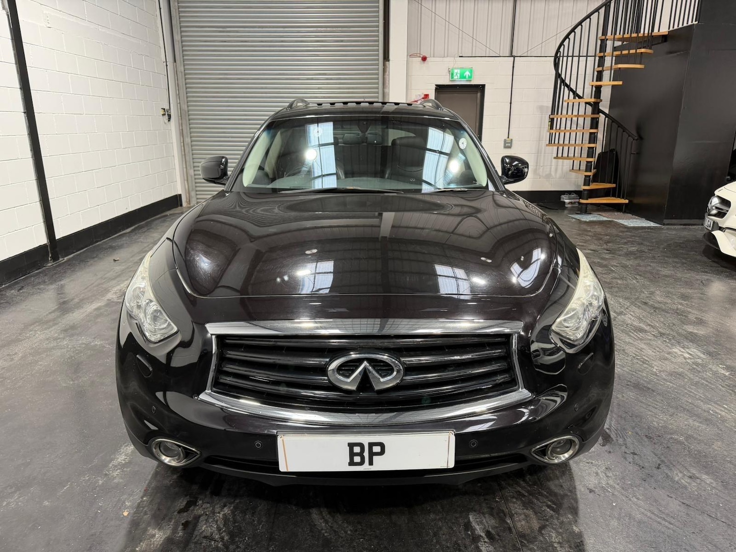 Used Infiniti QX70 2014 for sale - 77993782: Photo 2