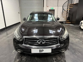 Used Infiniti QX70 2014 for sale - 77993782: Photo