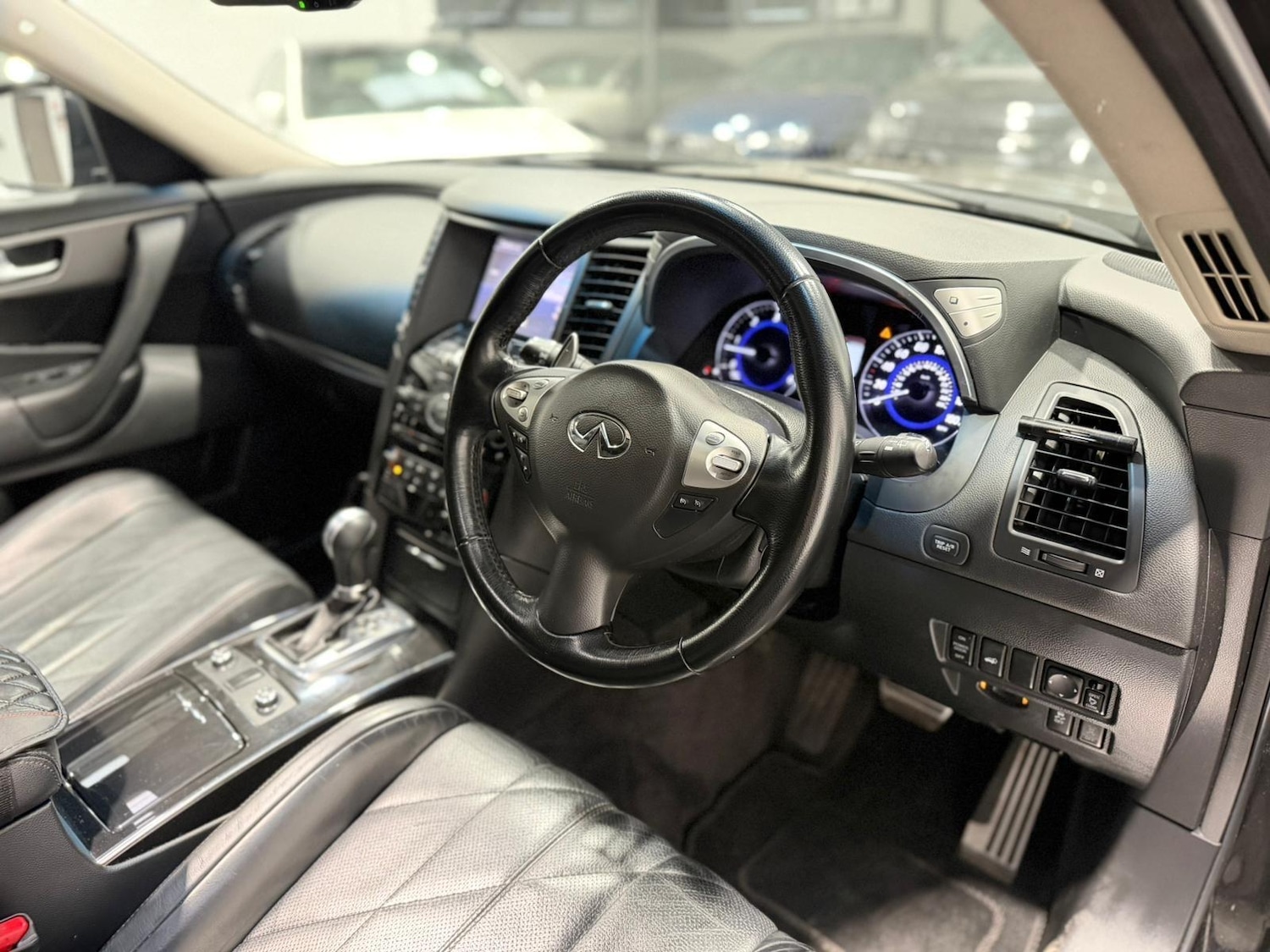 Used Infiniti QX70 2014 for sale - 77993782: Photo 34