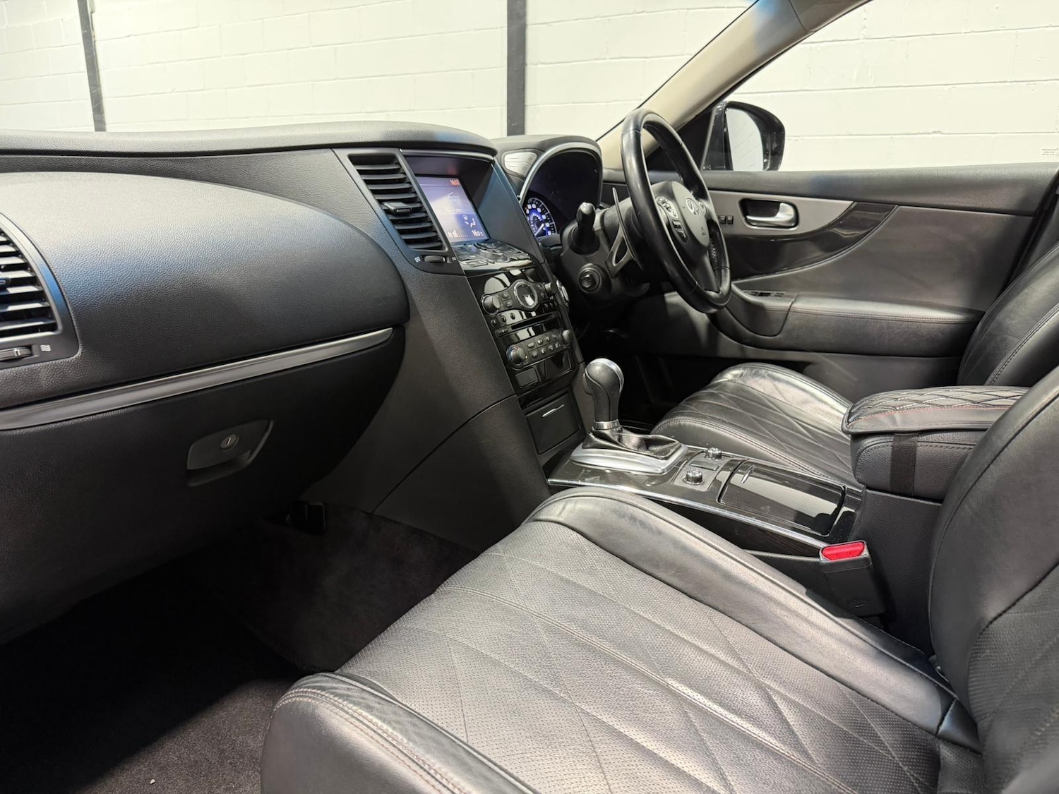 Used Infiniti QX70 2014 for sale - 77993782: Photo 37