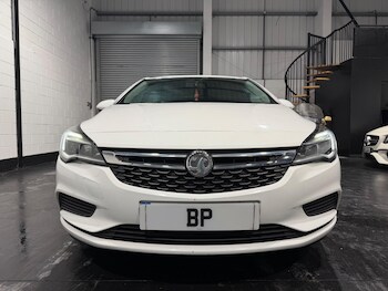 Used Vauxhall Astra 2017 for sale - 77441110: Photo