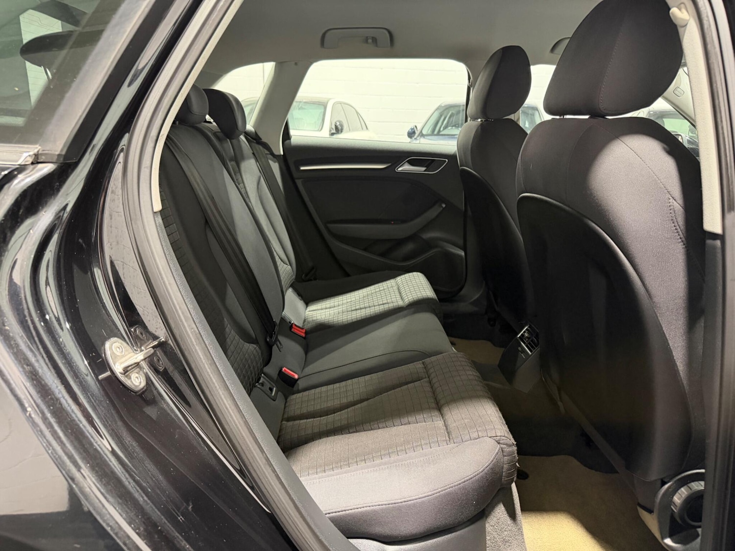 Used Audi A3 2014 for sale - 77267631: Photo 16