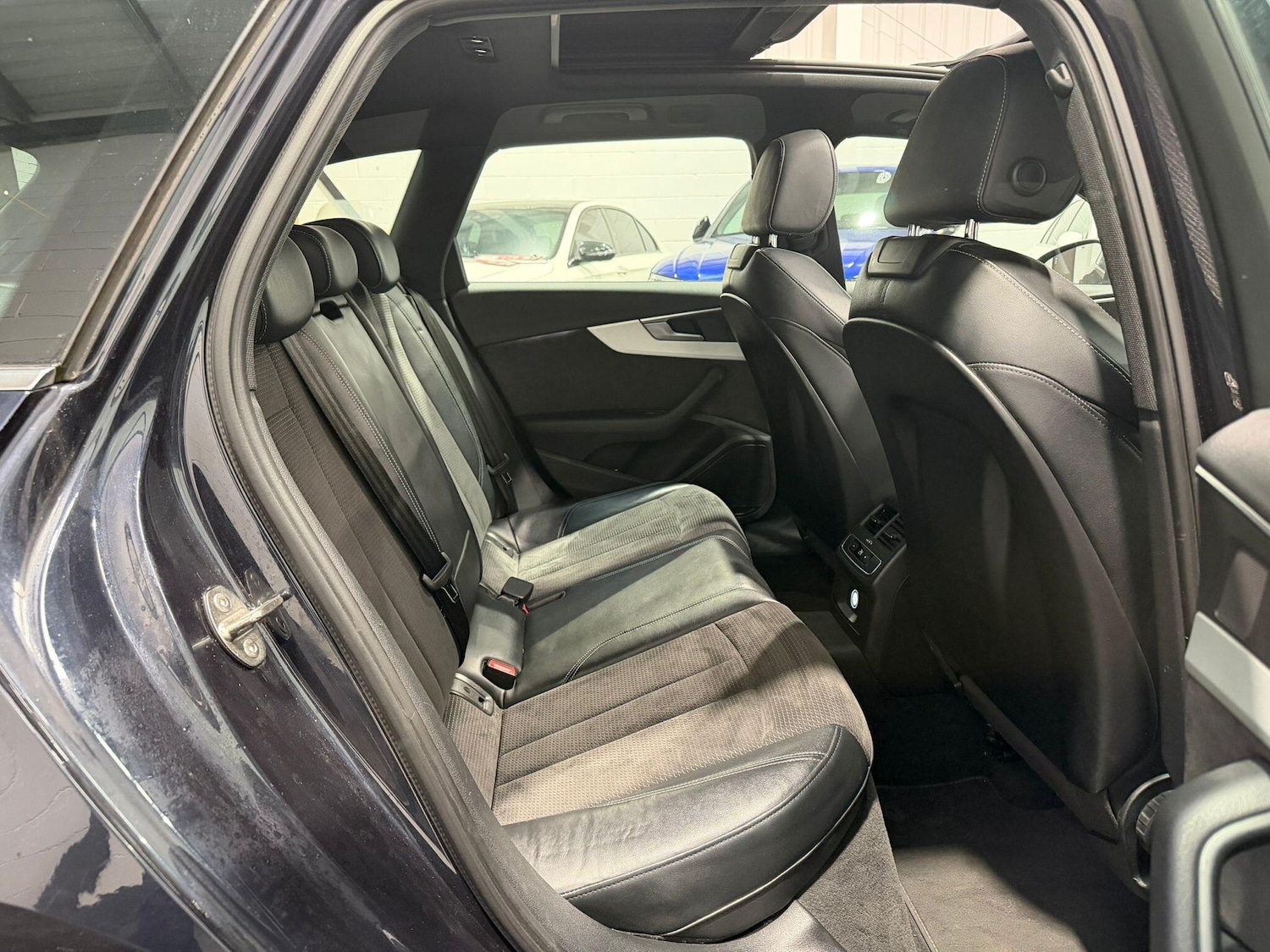 Used Audi A4 2018 for sale - 77925393: Photo 18