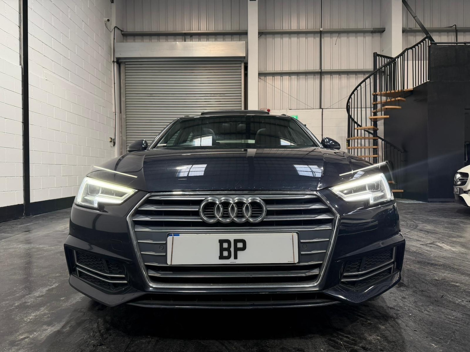 Used Audi A4 2018 for sale - 77925393: Photo 2