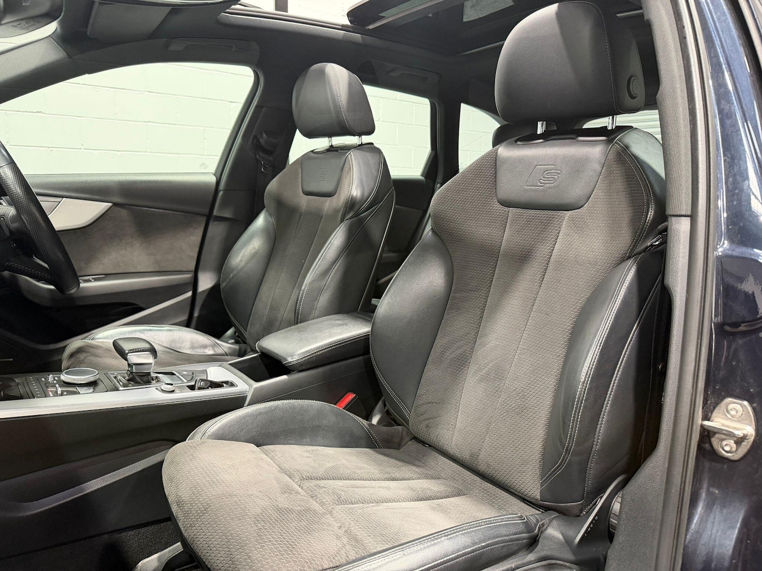 Used Audi A4 2018 for sale - 77925393: Photo 37