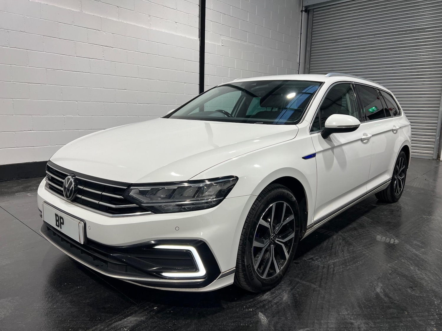 Used Volkswagen Passat 2020 for sale - 76152514: Photo 3