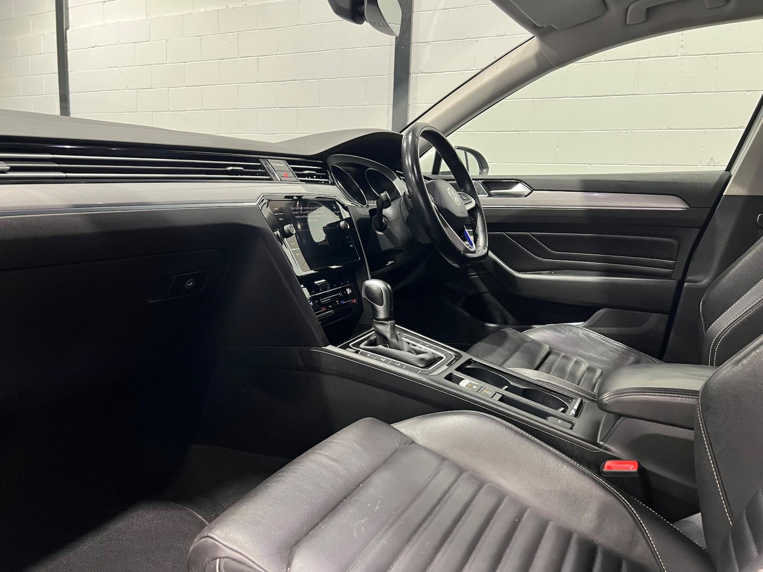 Used Volkswagen Passat 2020 for sale - 76152514: Photo 31