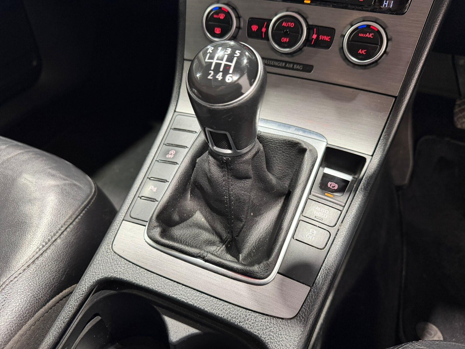 Used Volkswagen Passat 2014 for sale - 77454742: Photo 14