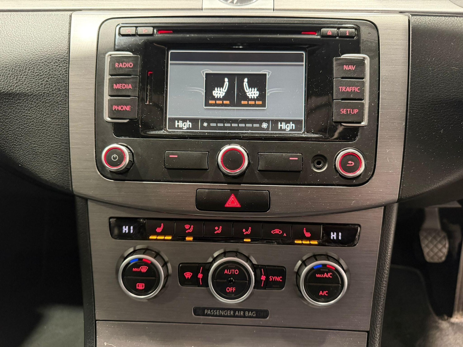 Used Volkswagen Passat 2014 for sale - 77454742: Photo 26