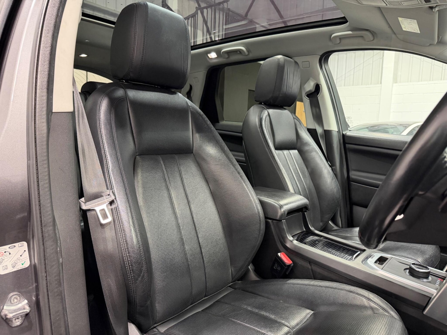 Used Land Rover Discovery Sport 2016 for sale - 77658820: Photo 14