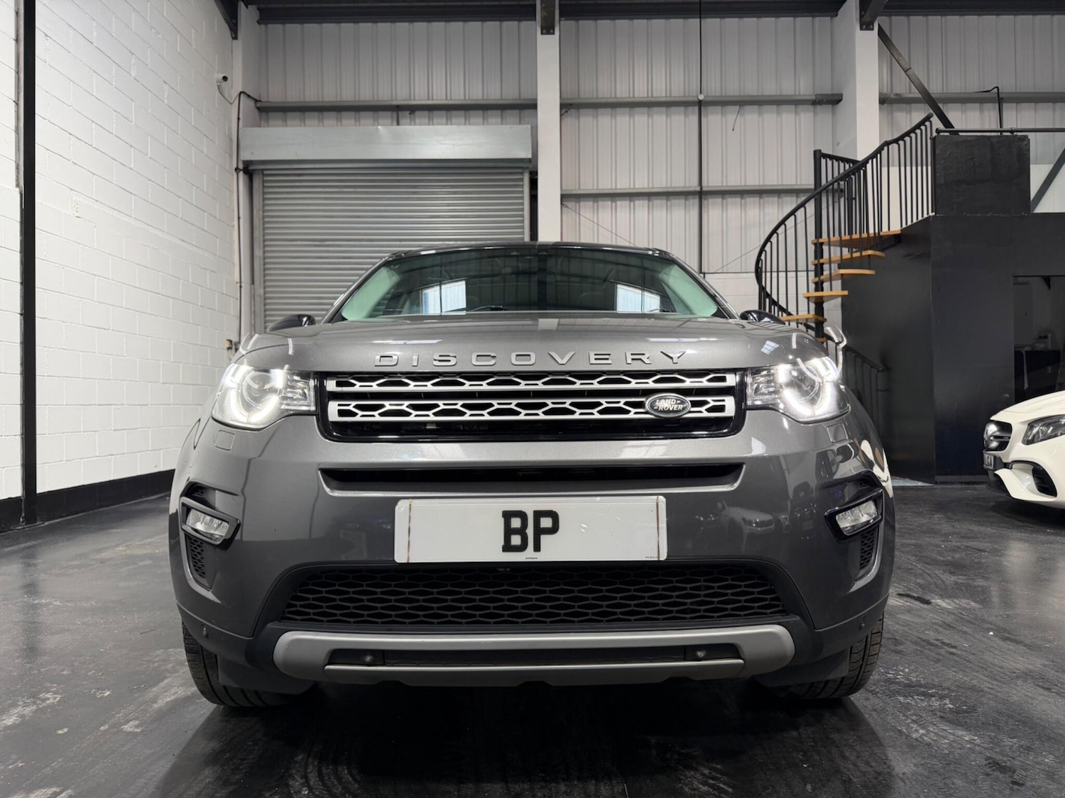 Used Land Rover Discovery Sport 2016 for sale - 77658820: Photo 2