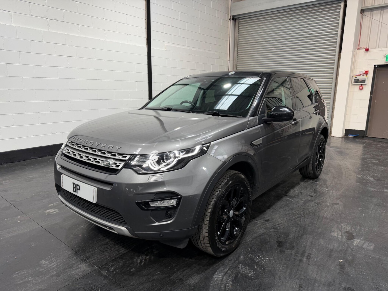 Used Land Rover Discovery Sport 2016 for sale - 77658820: Photo 3